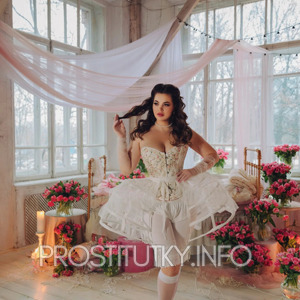 Шлюха Кира 31705